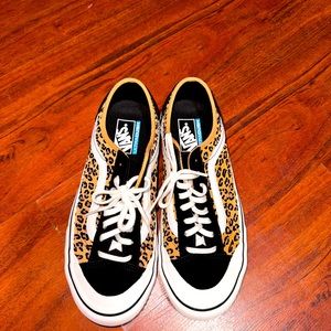 Vans women size 10
